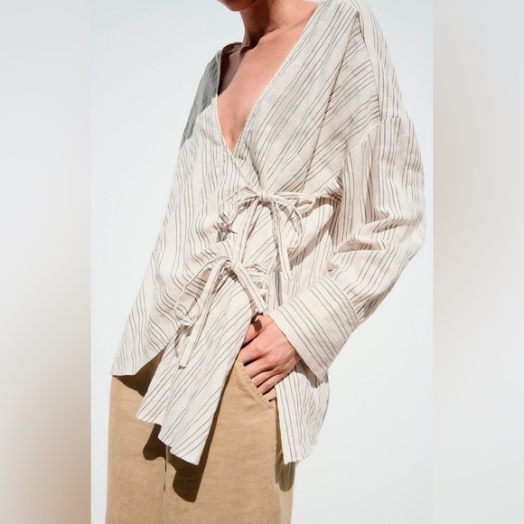 Zara Cream Striped Wrap Top - Picture 1 of 5